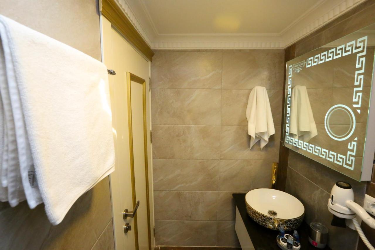Grand Moon Hotel Suites Istanboel Buitenkant foto