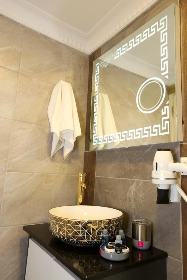 Grand Moon Hotel Suites Istanboel Buitenkant foto