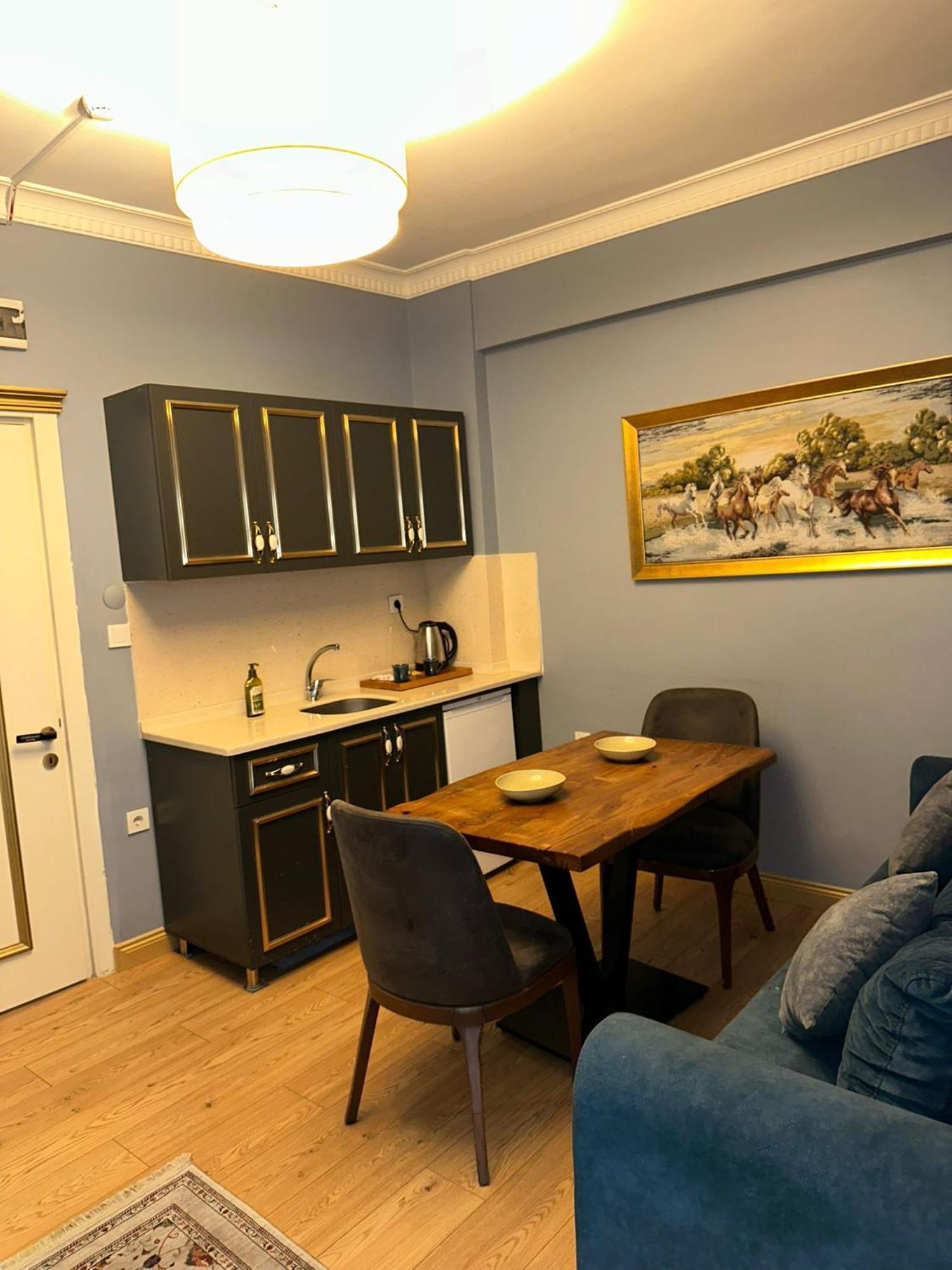 Grand Moon Hotel Suites Istanboel Buitenkant foto